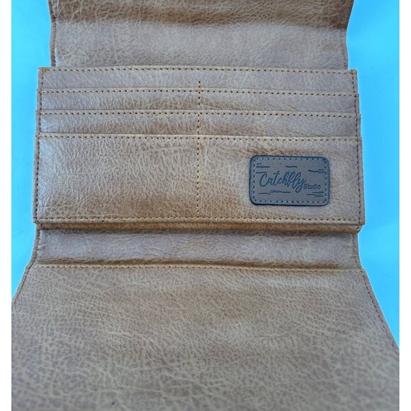 Catchfly Womens Wallet Faux Leather Bifold RFID Brown With Buckle New - Picture 6 of 9